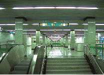地铁二号线江苏路车站